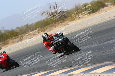 media/Mar-28-2022-Superbike Trackdays (Mon) [[b8603d0f67]]/Open Track Time/Turn 3 Inside/